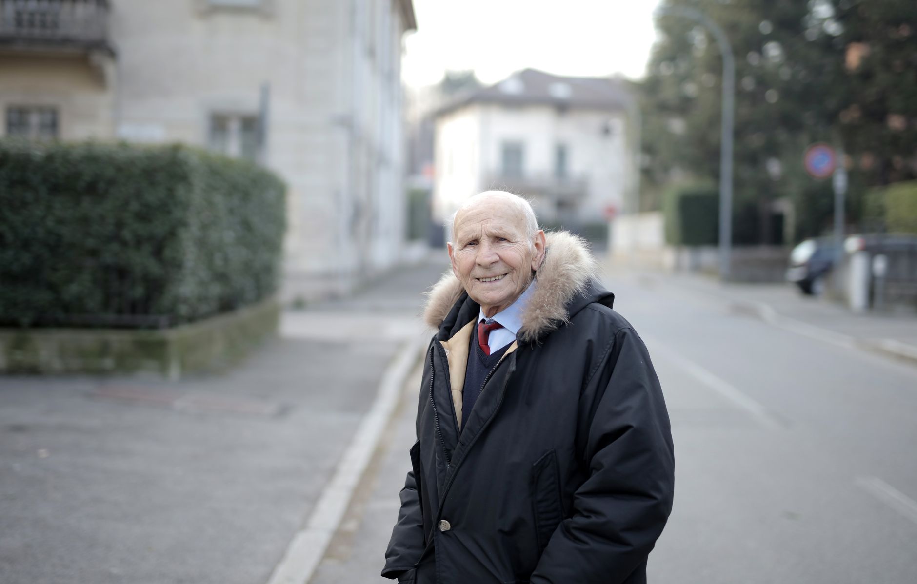 AUR propune pensionarea anticipată la 60 de ani pentru persoanele care au avut cancer
