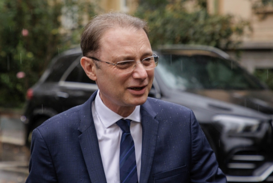 Război în PNL: Dragoș Ciobotaru cere refuzul votului pentru Guvernul Luca Niculescu