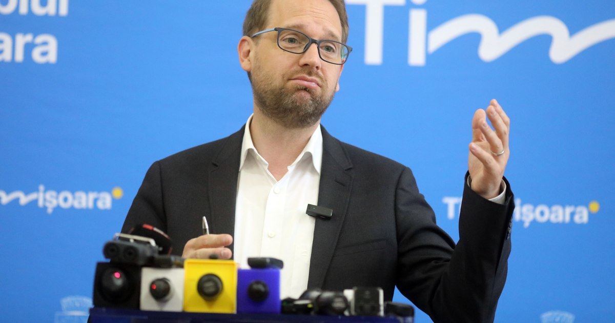 USR decide vineri dacă susține Guvernul Luca Niculescu. Liderul Dominic Fritz propune vot împotrivă