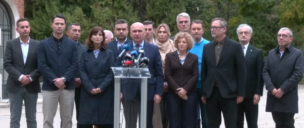 PNL va vota Guvernul Luca Niculescu, dar trece în opoziție. Demnitarii liberali vor demisiona