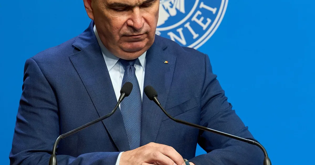 PNL trece în opoziție și acordă un vot de învestitură condiționat Guvernului Luca Niculescu
