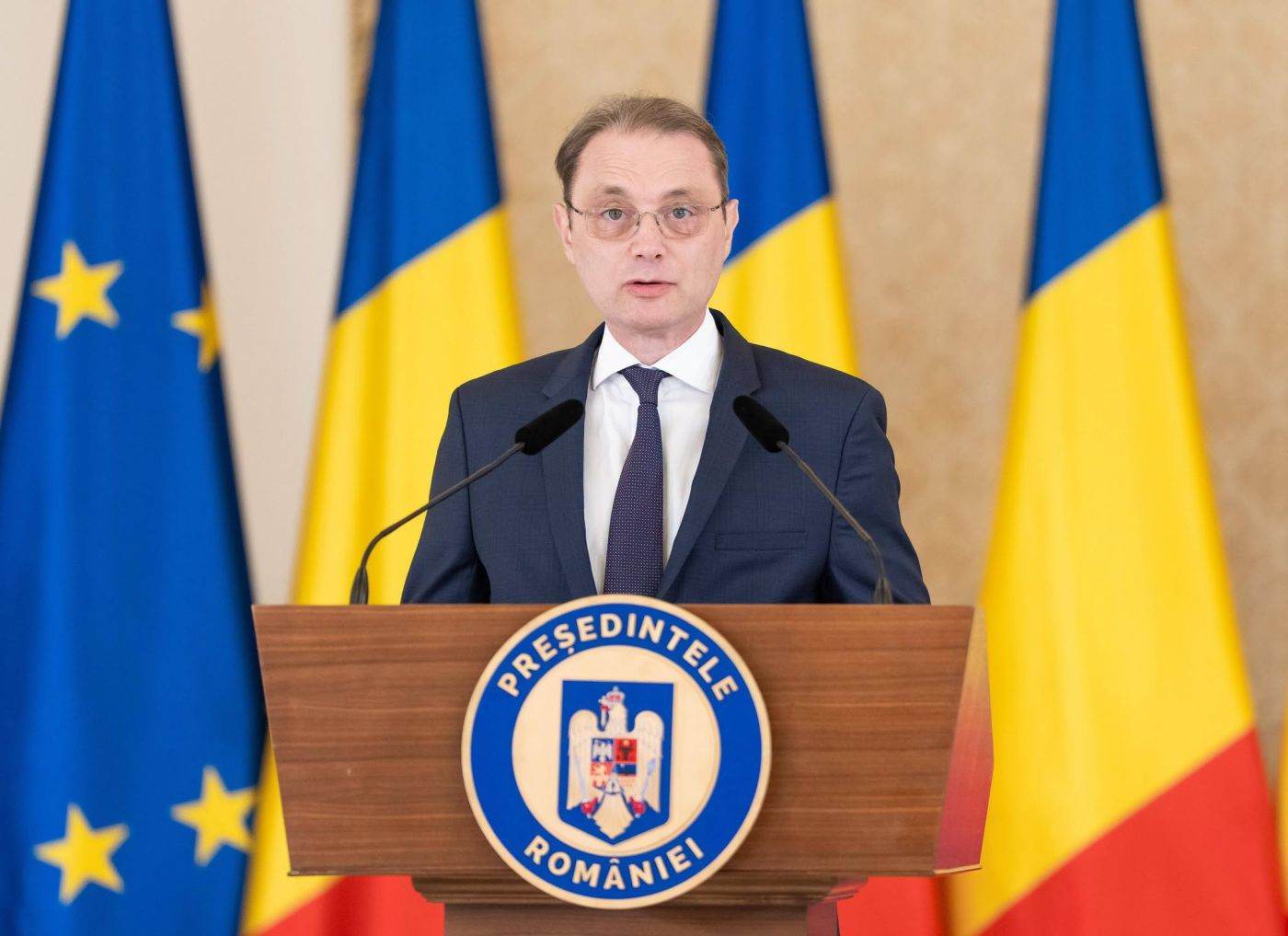 PNL trece în opoziție și va vota învestirea Guvernului Luca Niculescu printr-un vot condiționat