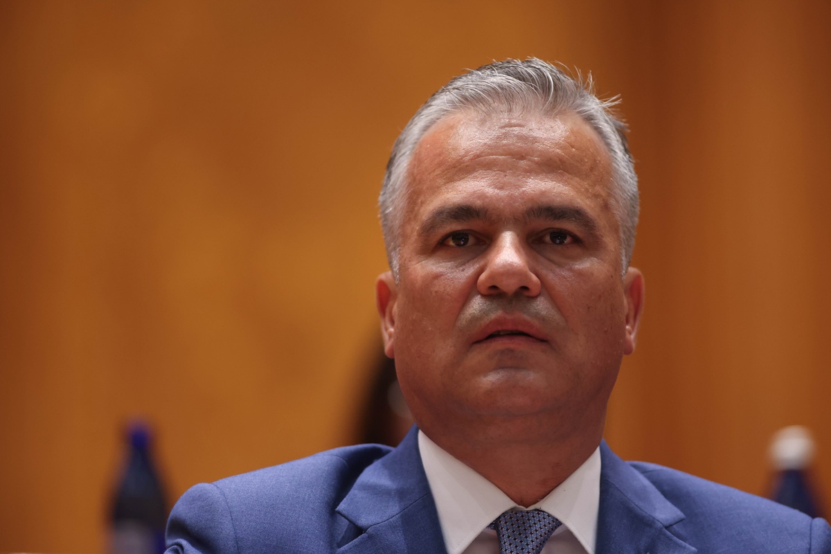 Adrian Veștea avertizează că PNL riscă să repete destinul politic al PNȚCD după votul pentru Guvernul Niculescu