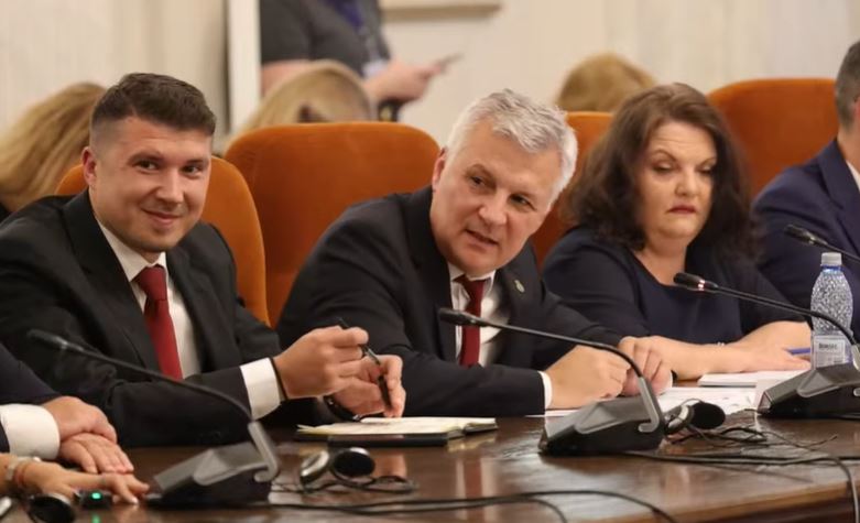 Daniel Zamfir propune lansarea unui program național de drone și sisteme de interceptare
