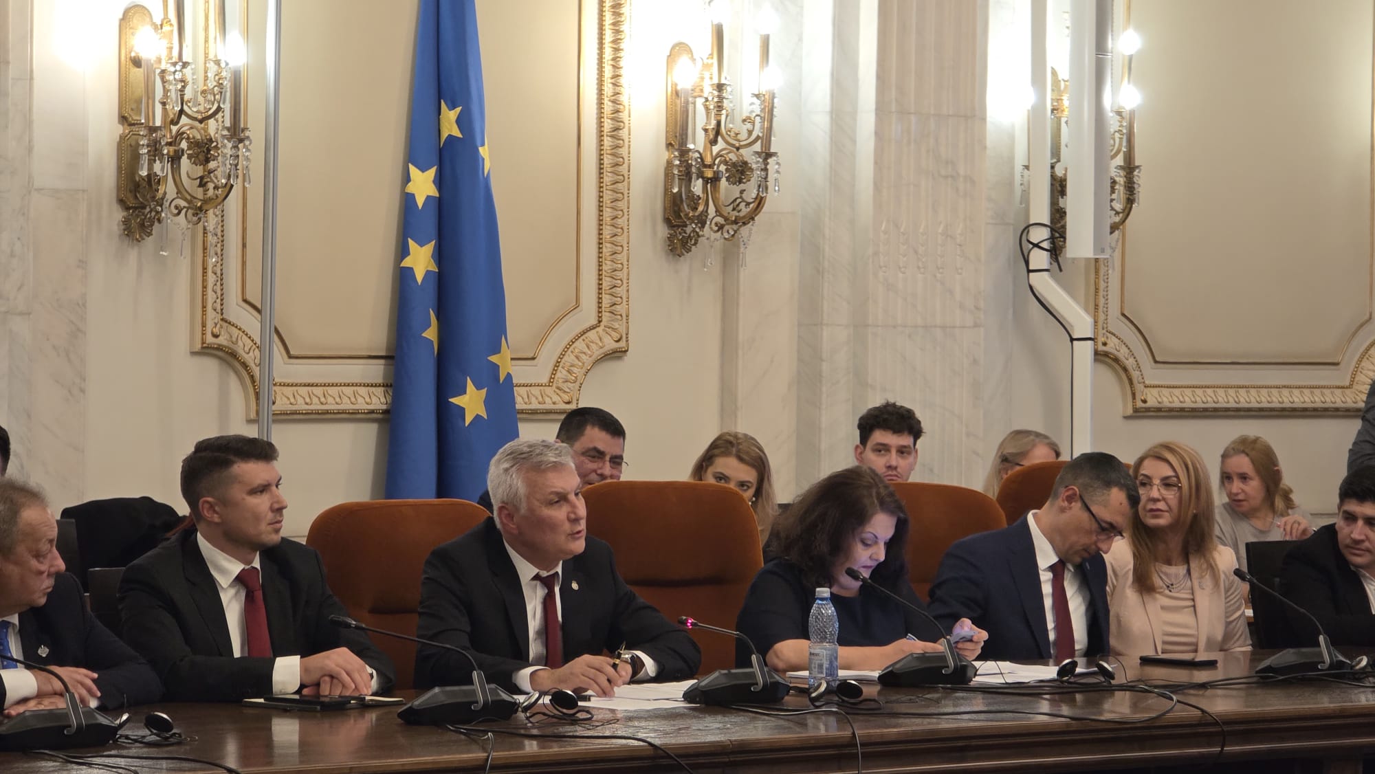 Daniel Zamfir propune audit și schimbare de management la Poșta Română după avizul Parlamentului