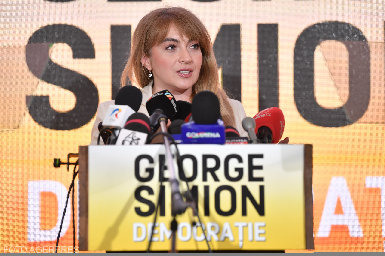 Fostă membră de vârf a AUR, Silvia Uscov, avertizează asupra riscurilor de guvernare autoritară în România