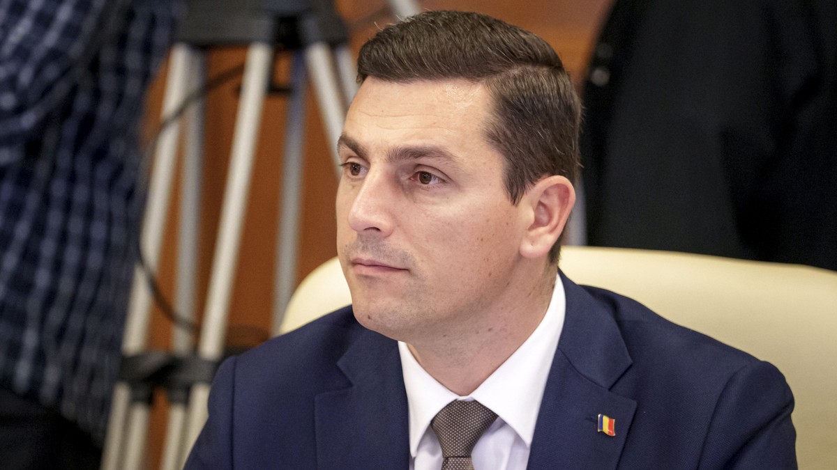 PNL trece oficial în opoziție după învestirea Guvernului Luca Niculescu. Ionel Bogdan: „Se separă apele”