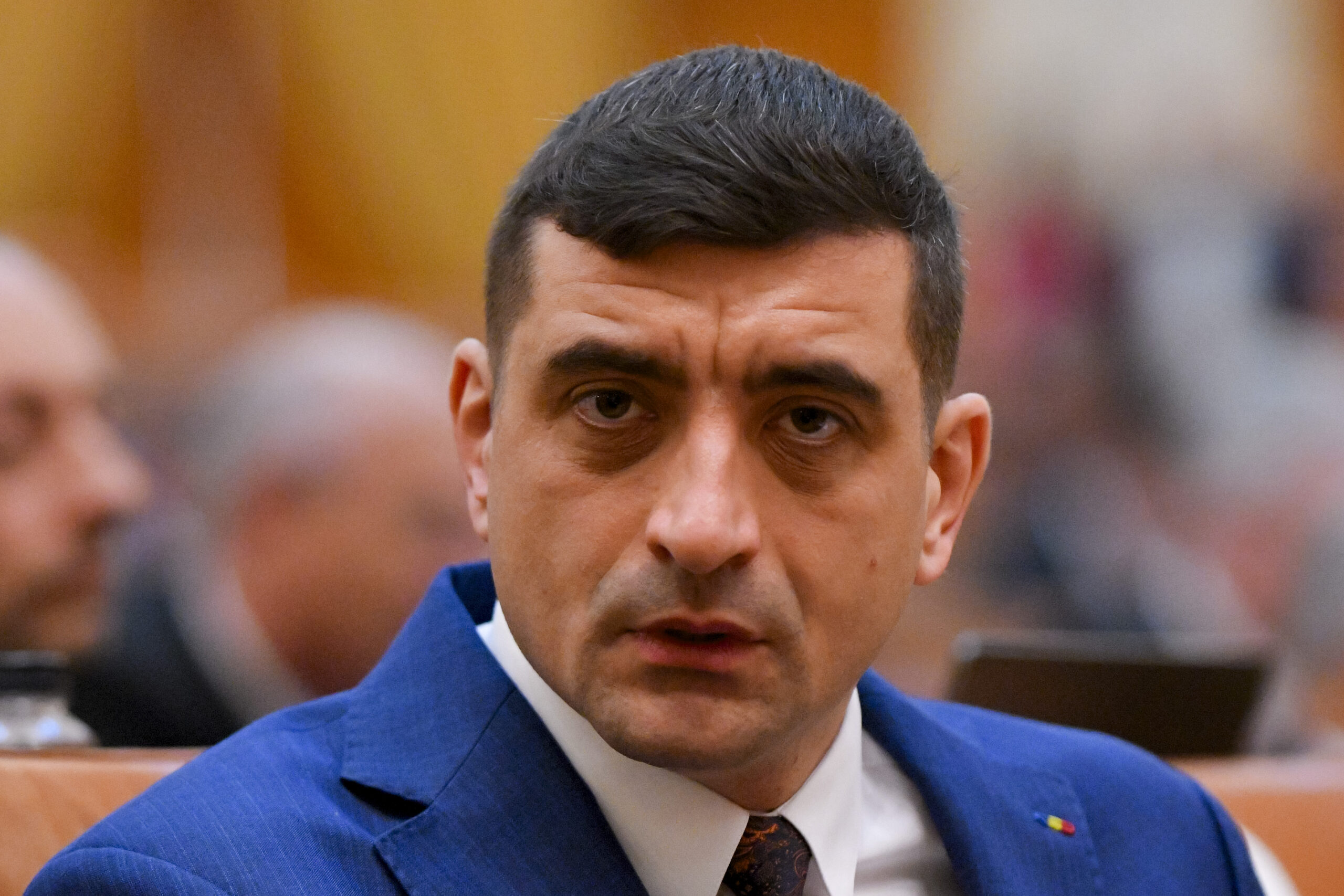 George Simion lansează un atac dur înainte de votul pentru Guvernul Niculescu: „Poporul român sau trădare?”