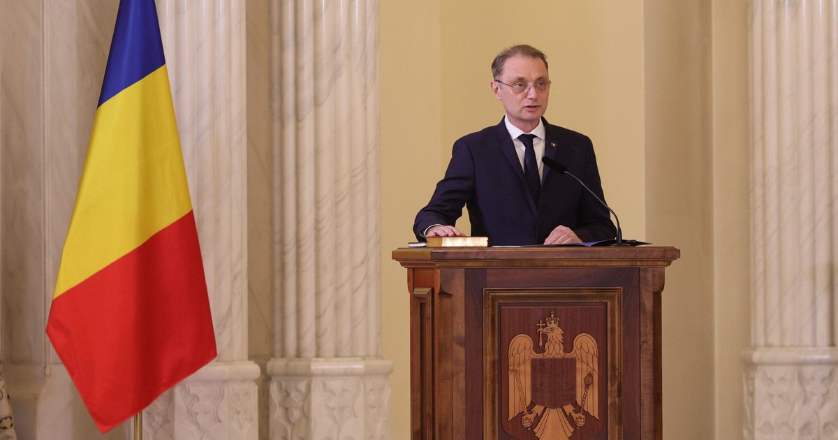 Guvernul Luca Niculescu a început activitatea imediat după învestire. Prima ședință de cabinet