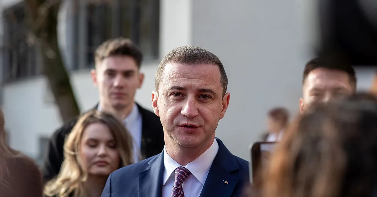Alfred Simonis critică decizia președintelui Nicușor Dan și pune întrebări privind viitorul guvernului Mureșan