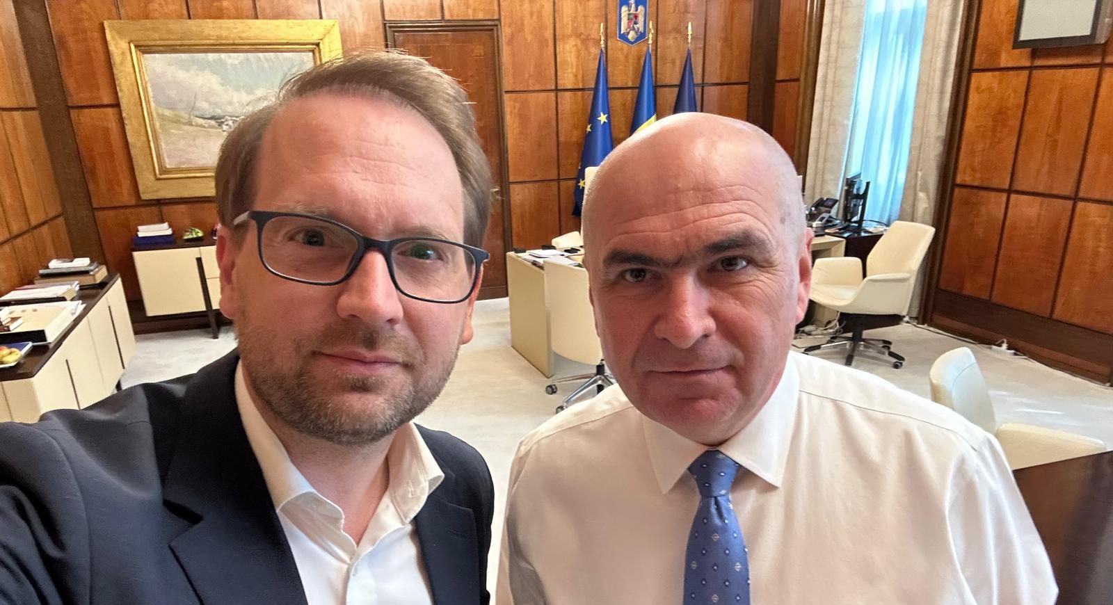 Liderii PNL, USR și UDMR au întâlnire de urgență pentru strategia de susținere a lui Siegfried Mureșan