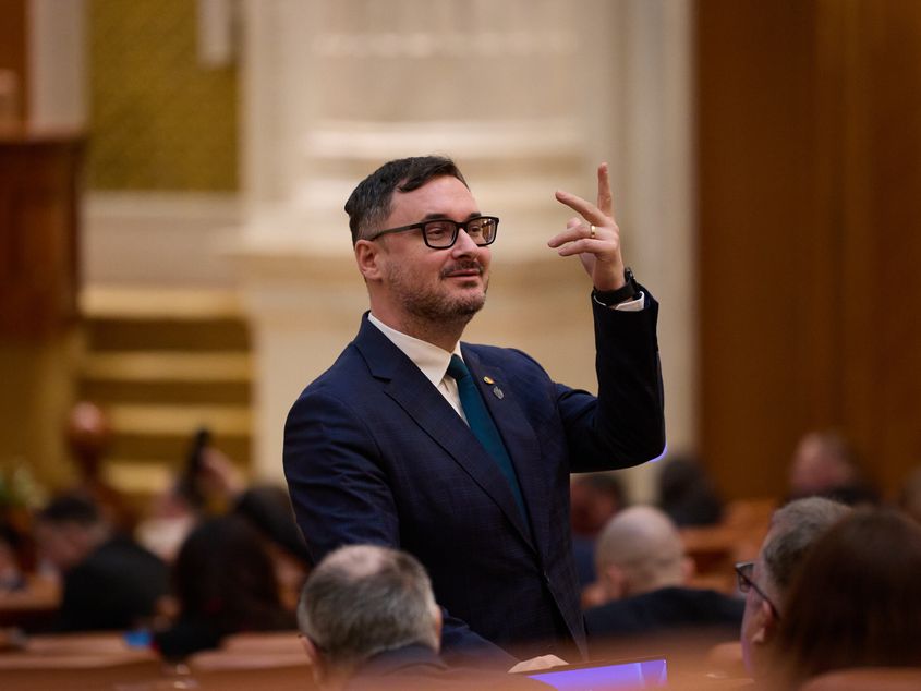 Deputatul AUR Dan Tanasă este trimis în judecată pentru incitare la ură împotriva lucrătorilor străini