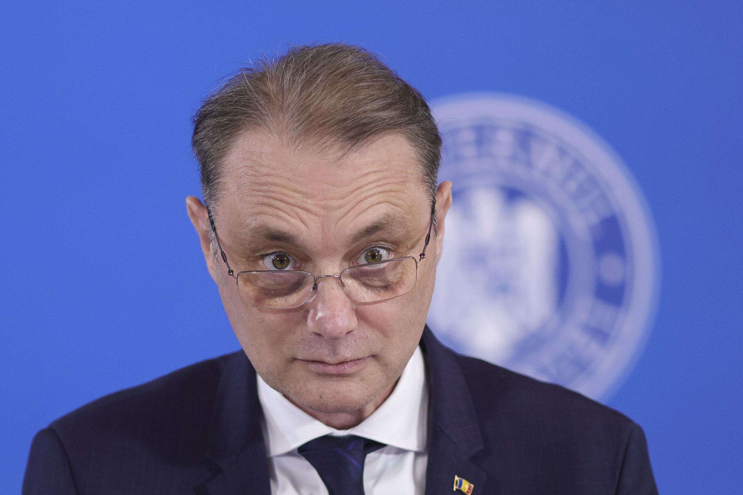PNL solicită premierului Luca Niculescu adoptarea urgentă a rectificării bugetare pentru funcționarea statului