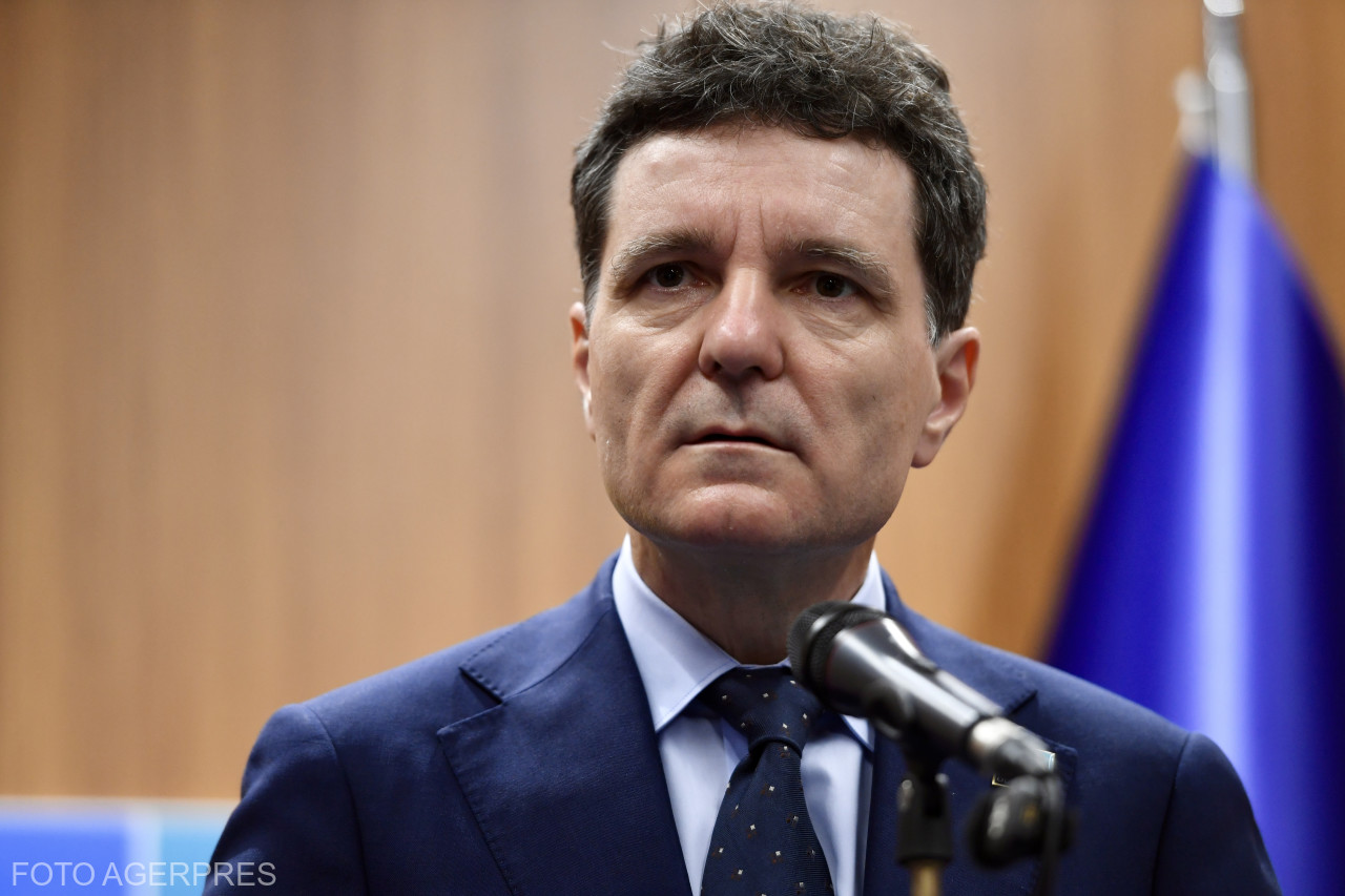 Nicușor Dan solicită partidelor politice concentrarea imediată pentru formarea noului Guvern