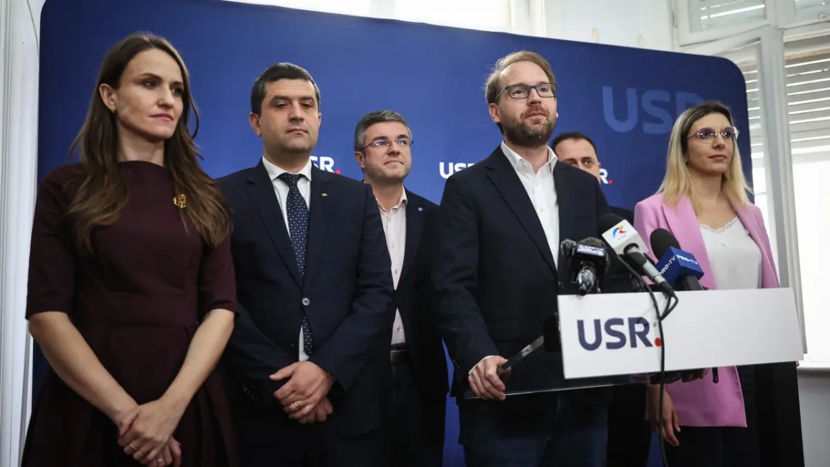 USR își stabilește noua conducere la Timișoara: trei tabere tranhțuie controlul asupra partidului