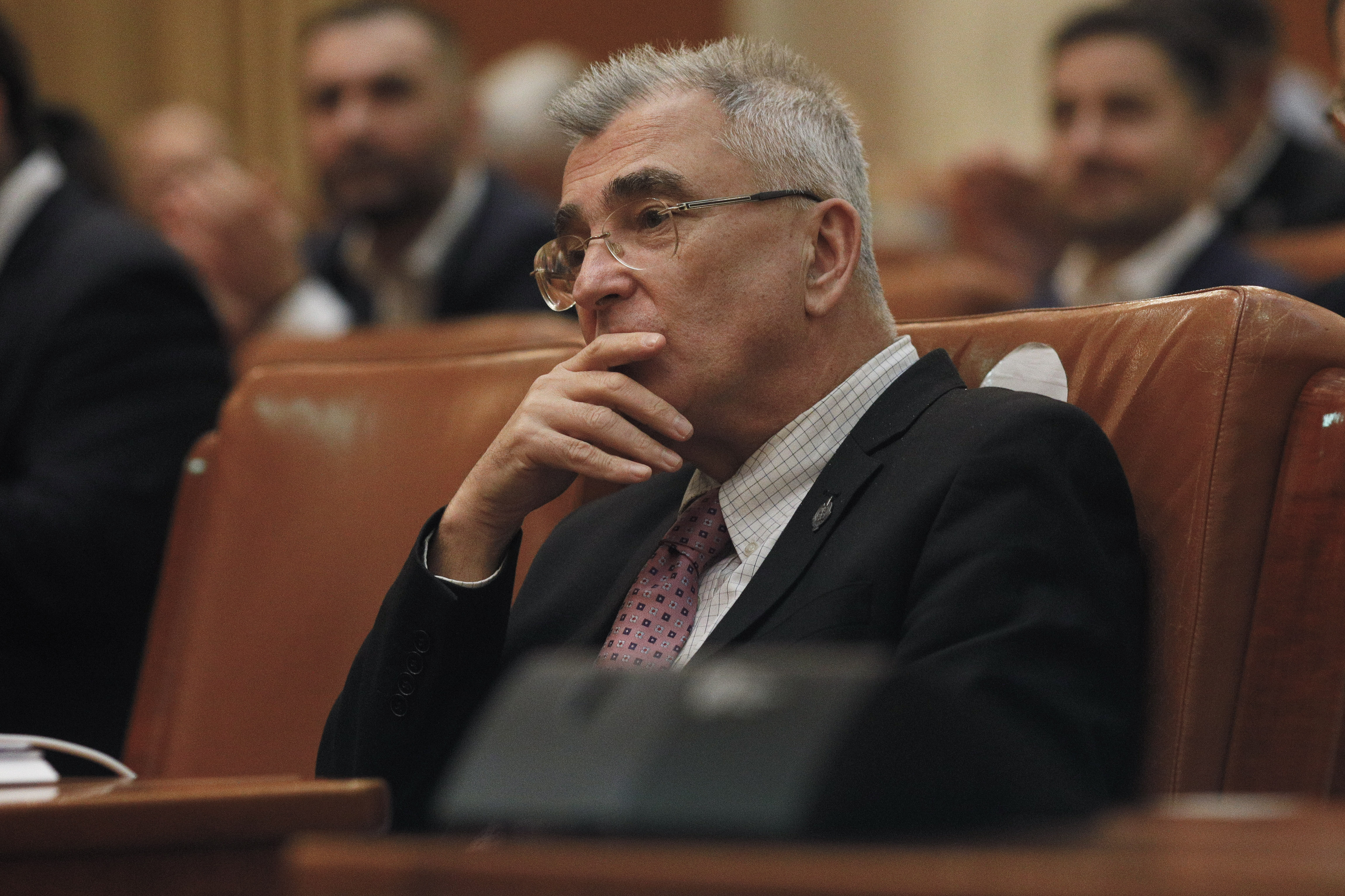 Petrișor Peiu: Nu toți parlamentarii PNL vor vota guvernul lui Siegfried Mureșan