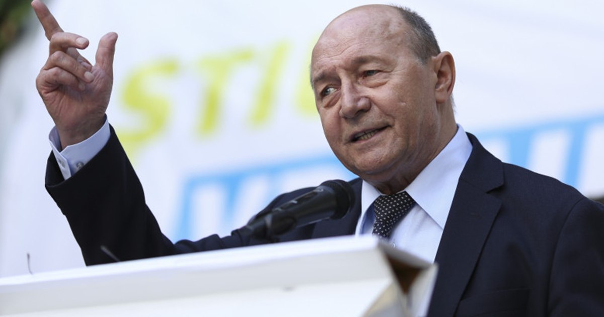 Traian Băsescu despre Siegfried Mureșan: Nu-i dau mari șanse, dar ar putea discuta cu Simion