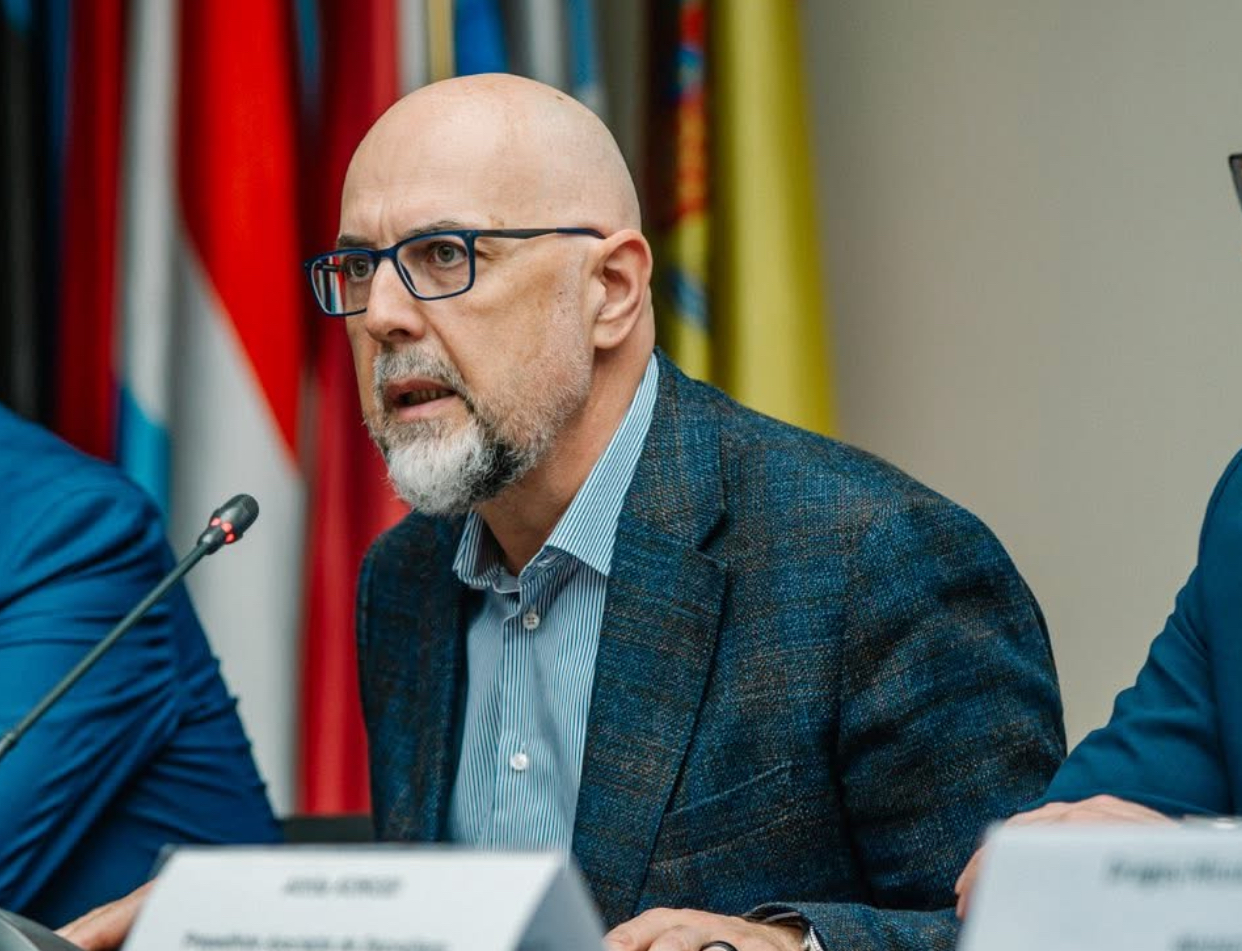 Kelemen Hunor analizează prioritățile Guvernului Mureșan: discuții despre fiscalitate și votul în Parlament