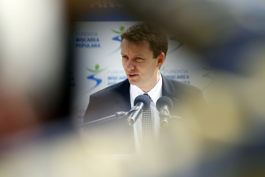 Daniel Fenechiu susține că Guvernul Siegfried Mureșan poate obține învestirea cu 233 de voturi