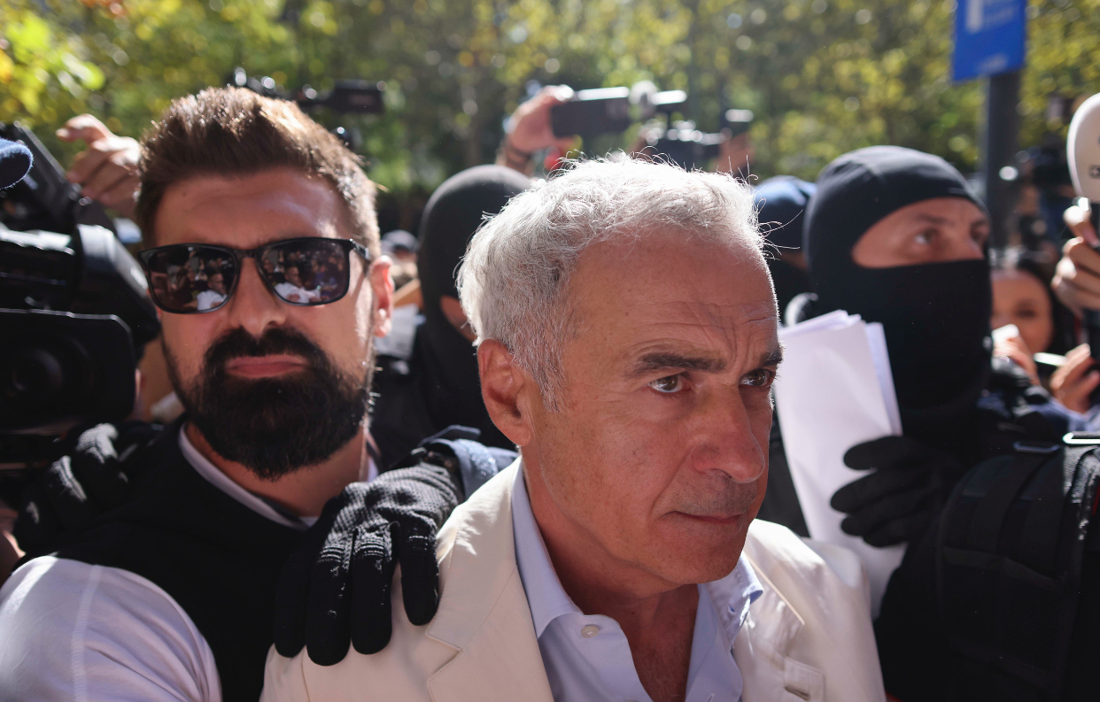 Detalii despre dosarul lui Călin Georgescu: Există înregistrări și fotografii de la monitorizare