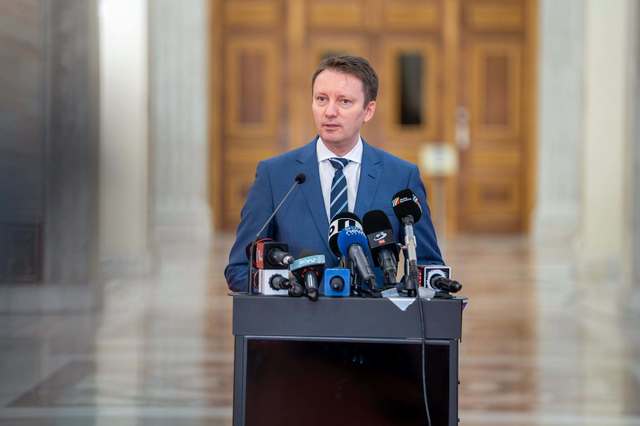 Siegfried Mureșan a prezentat programul de guvernare PNL-USR-UDMR: Fără impozite noi în 2027