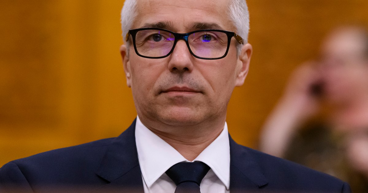 Radu Marinescu îl acuză pe Dominic Fritz că folosește simbolurile Revoluției pentru un miting personal