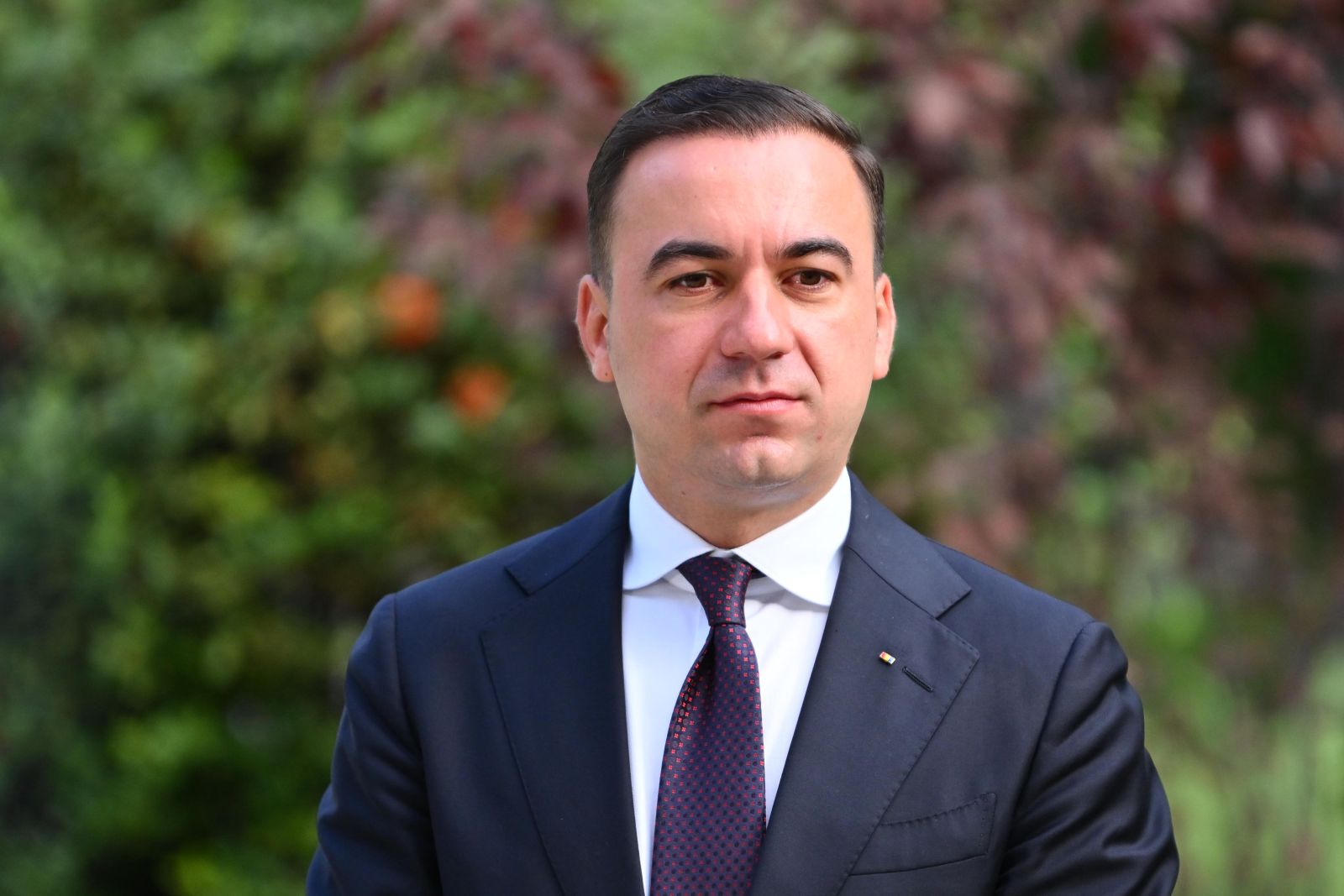 Bogdan Ivan respinge acuzațiile despre implicarea SUA în demiterea Guvernului Bolojan