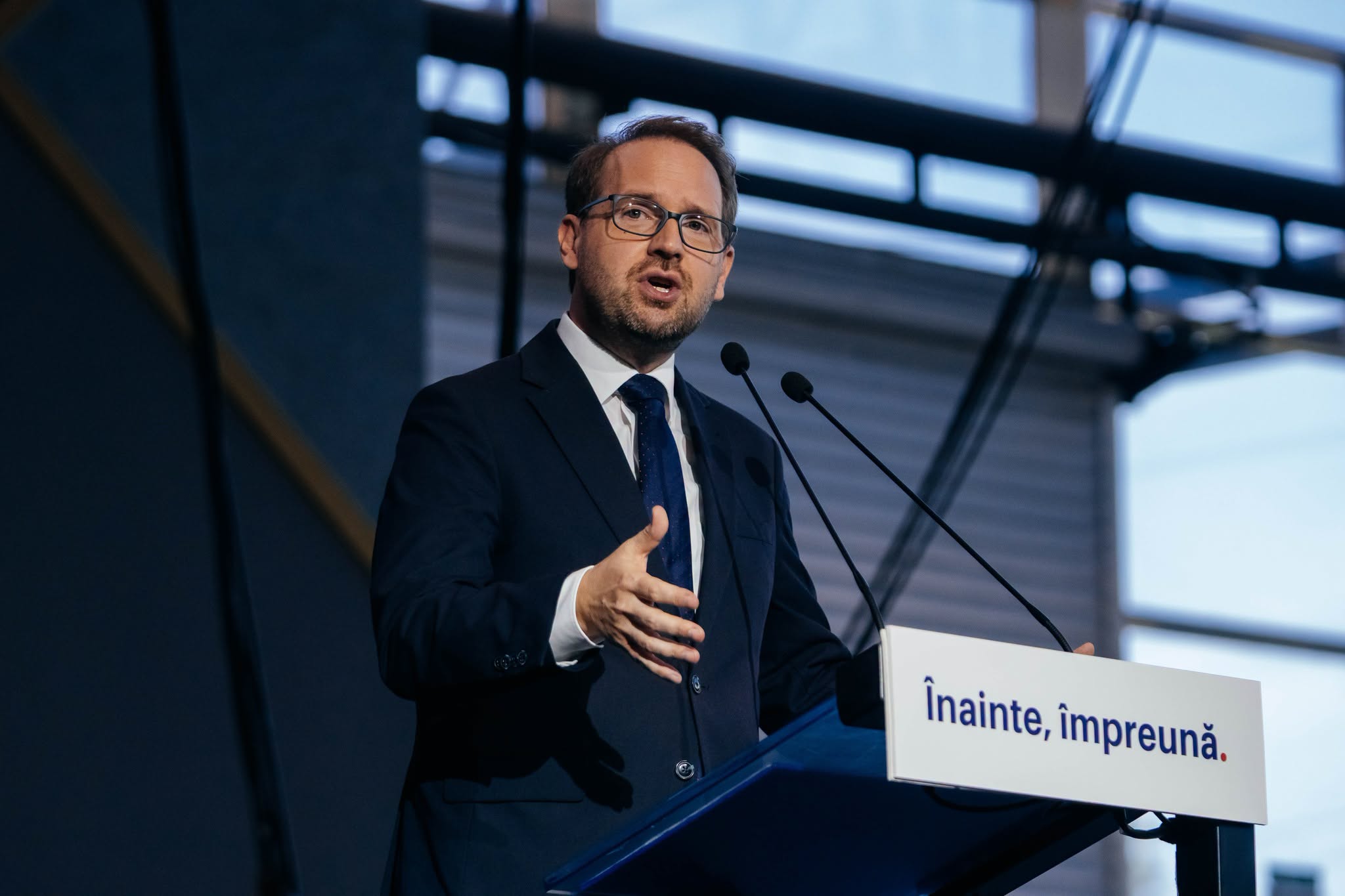 Conflict politic la Timișoara: Dominic Fritz este criticat de opoziție după evenimentul „Timișoara. Revoluția continuă”
