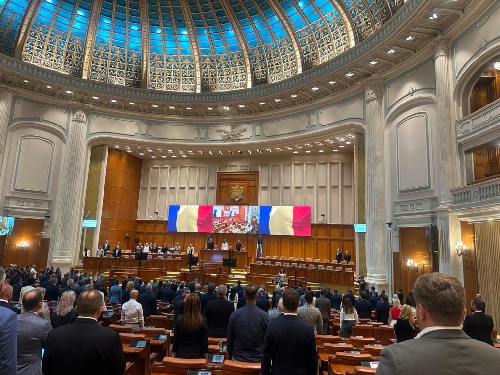 Calculul voturilor pentru Guvernul Mureșan: 239 de parlamentari ar putea bloca învestirea cabinetului