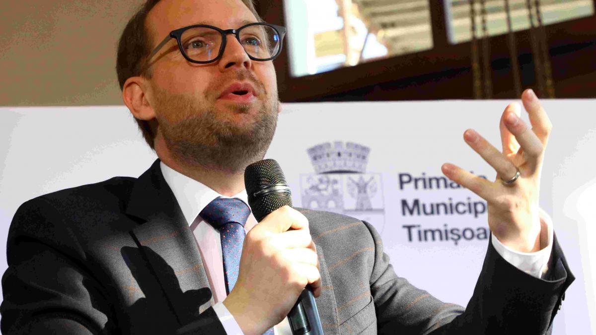 Dominic Fritz propune alegeri anticipate ca singură soluție legitimă în criza politică actuală