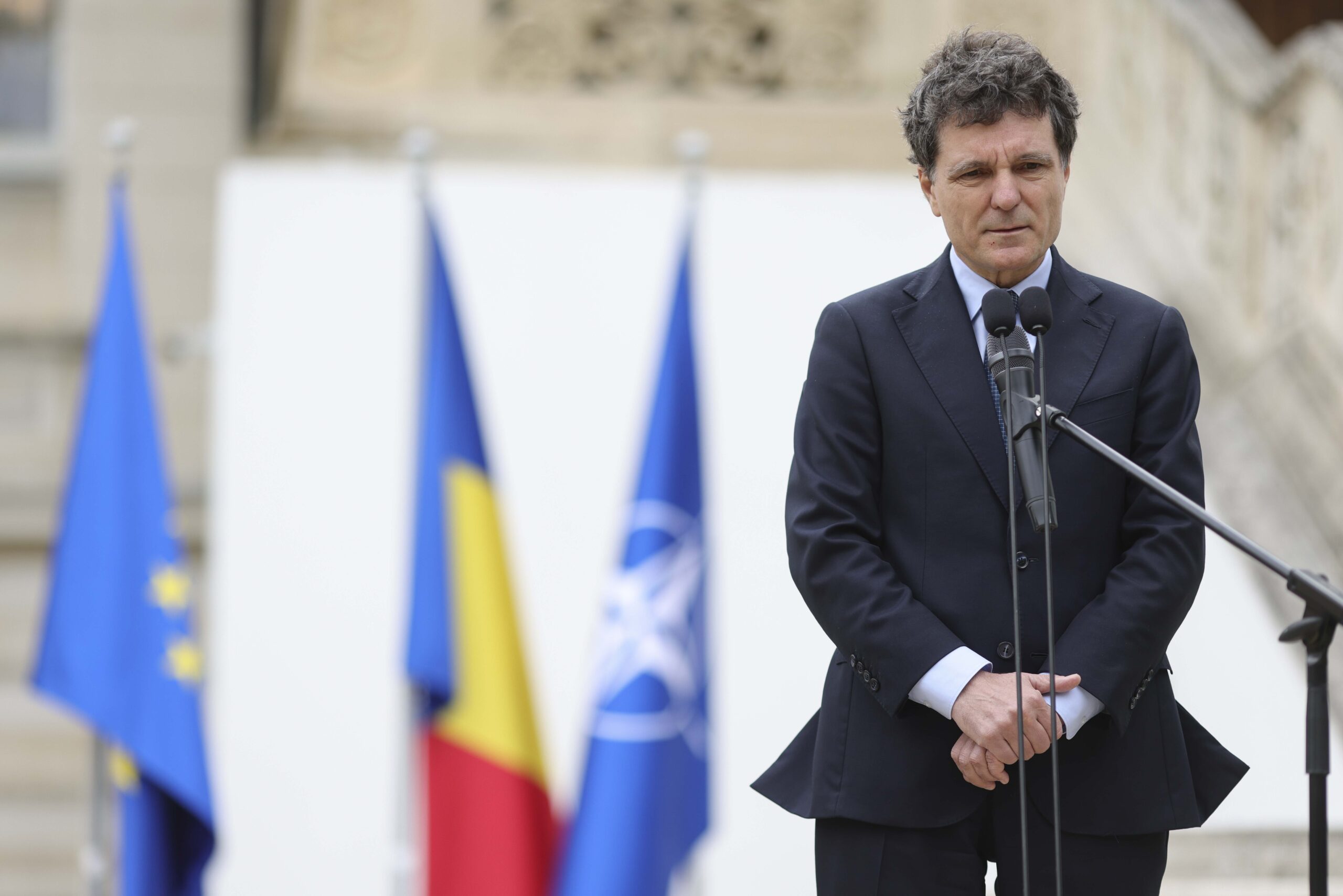 Nicușor Dan a făcut o declarație în contextul negocierilor pentru formarea unei majorități în Parlament