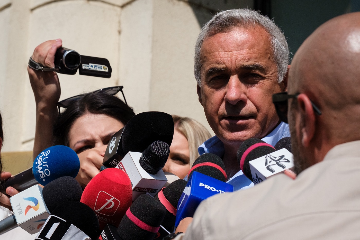Implicarea bisericii în politica lui Călin Georgescu: investigație despre promovarea în mănăstiri