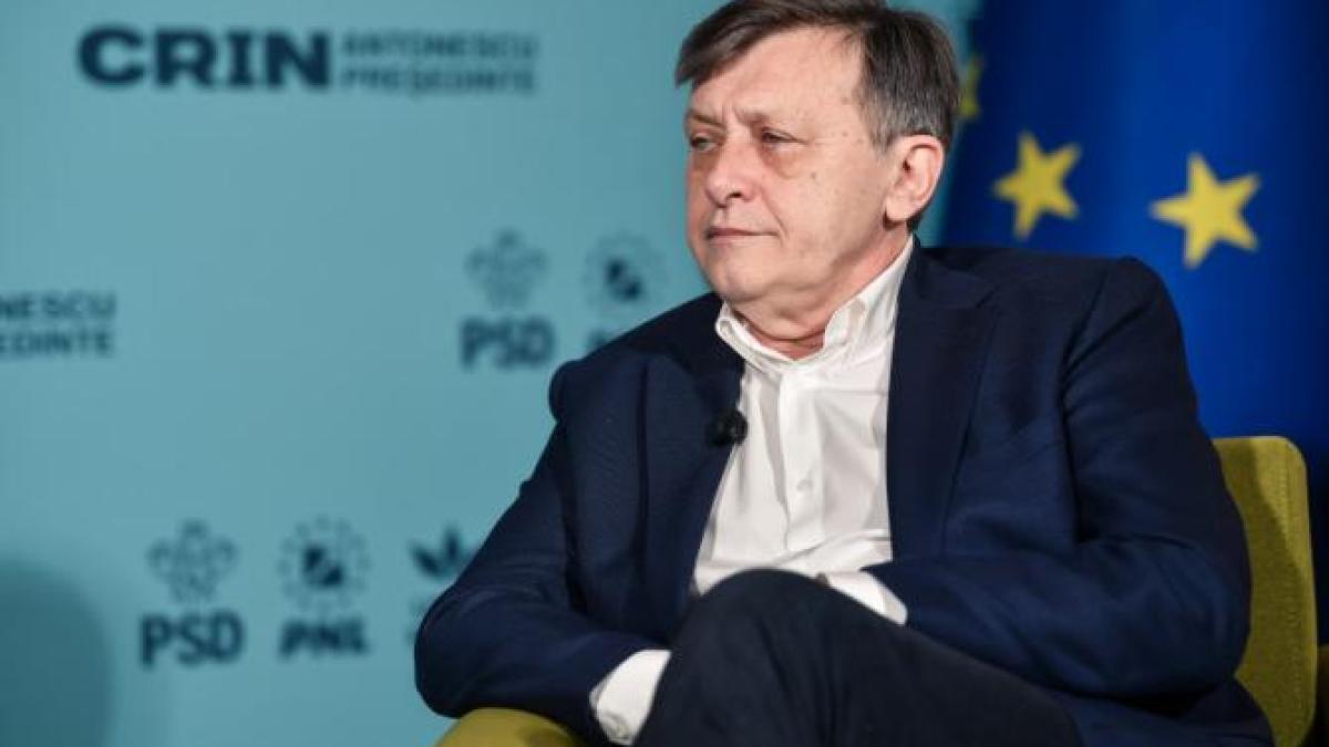 Crin Antonescu critică dur PNL: Partidul își reneagă identitatea pentru a imita USR