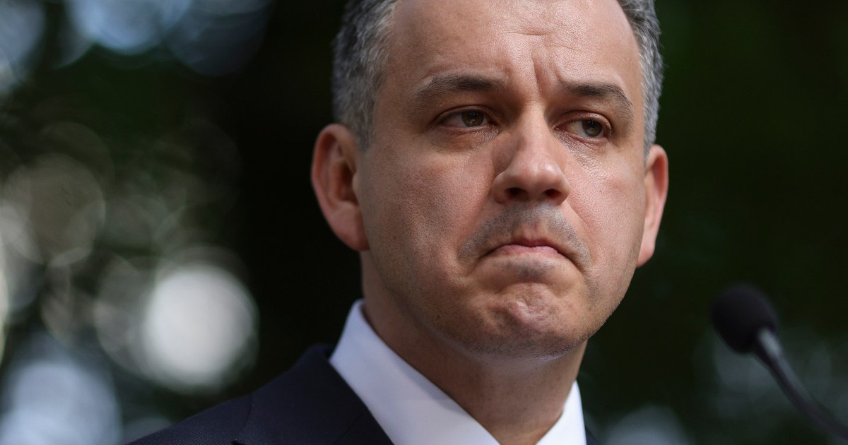 Eugen Tomac: Alegerile anticipate reprezintă un cadou pentru Putin și trebuie evitate