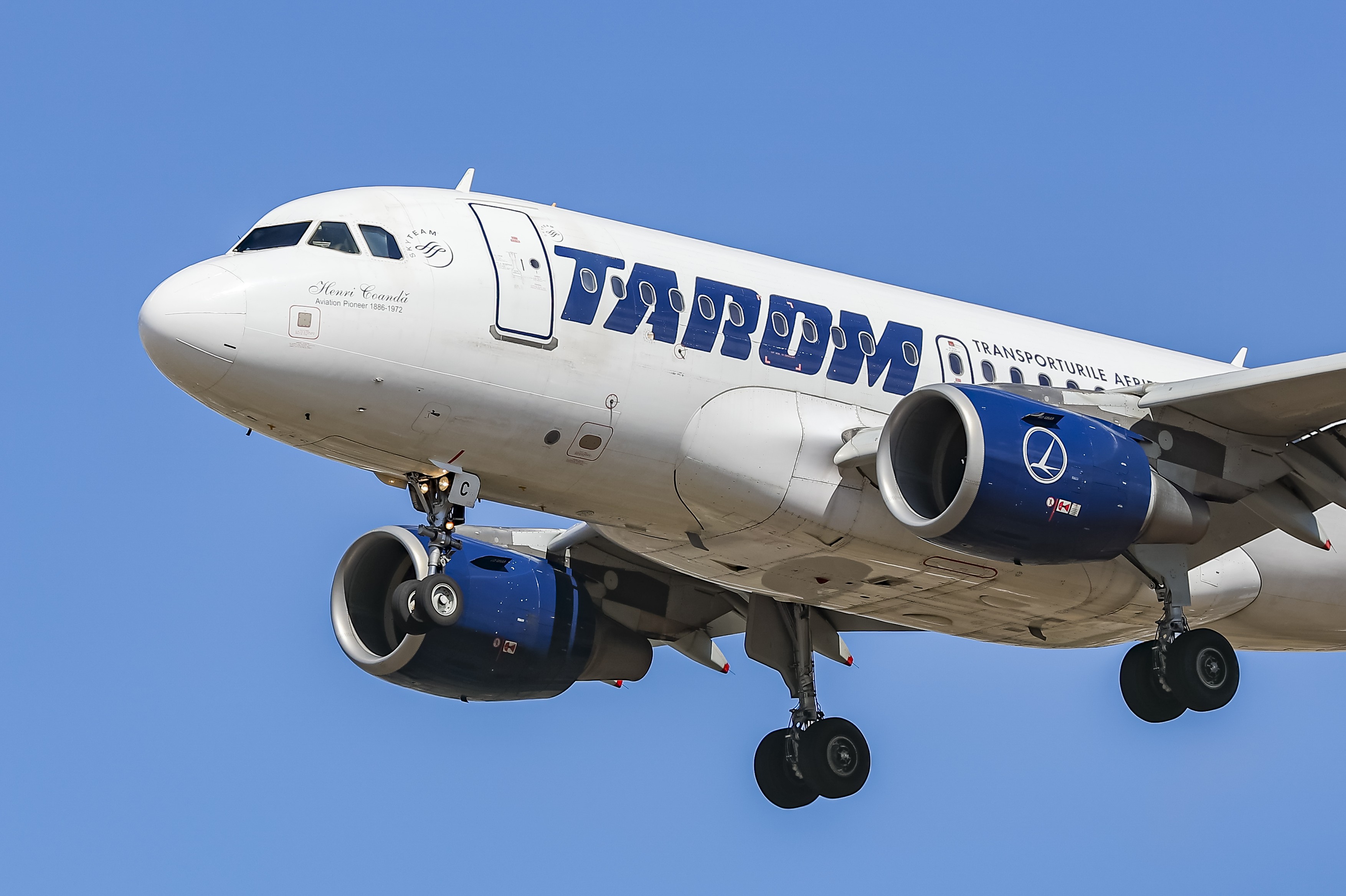 TAROM respinge acuzațiile senatorului USR Cristian Ghinea și denunță un sabotaj asupra activității sale