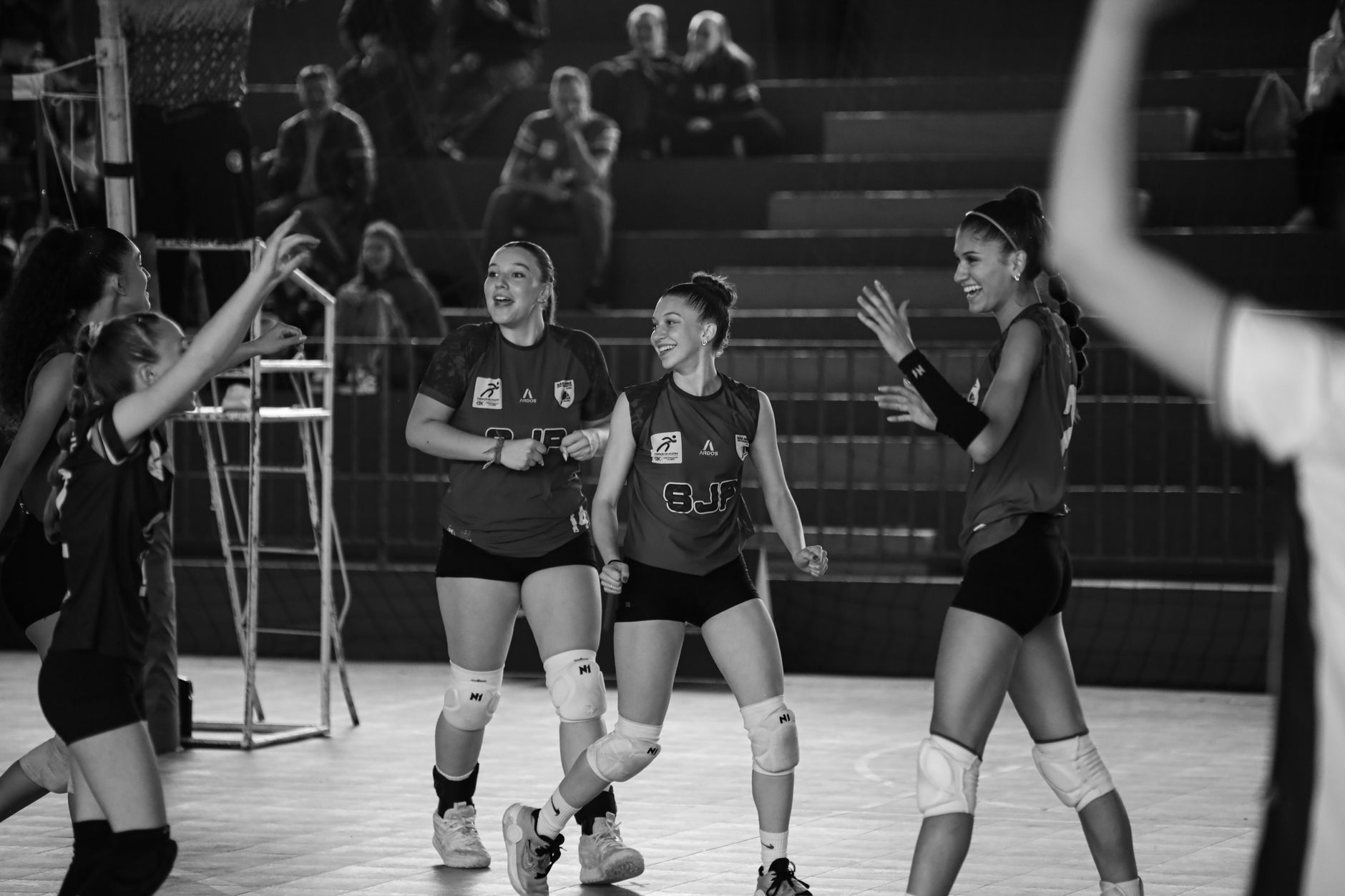 PNL propune eliminarea supraimpozitării contractelor part-time în Camera Deputaților