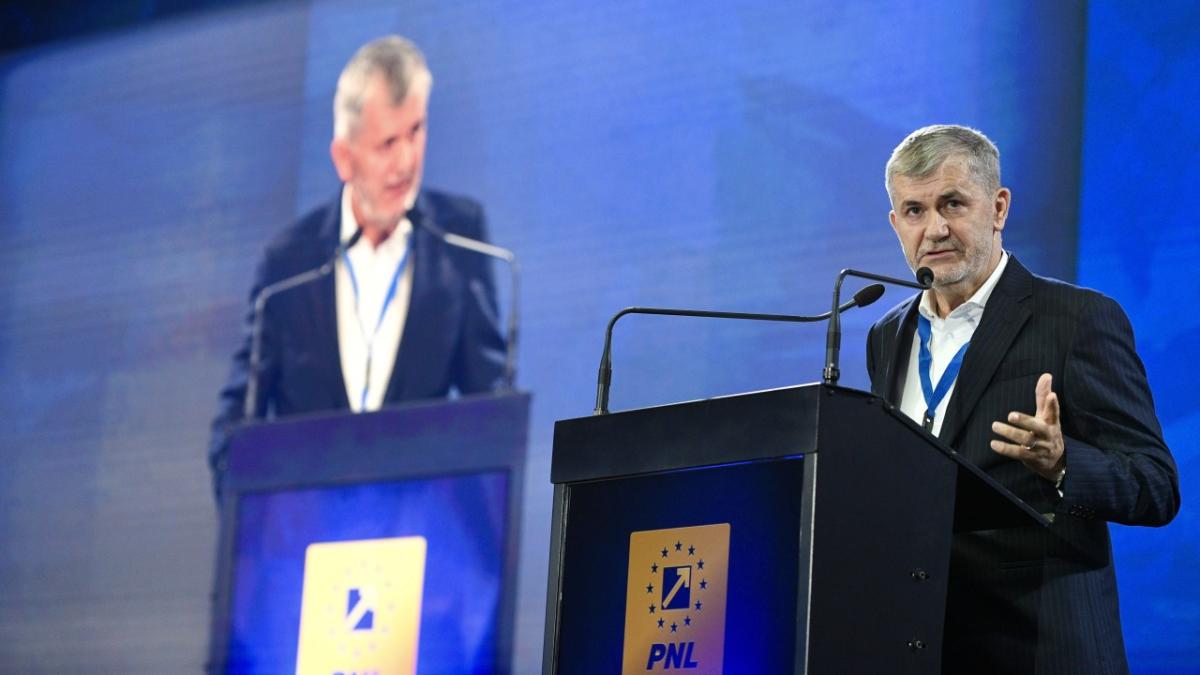 Valeriu Iftime, liderul PNL Botoșani, a fost audiat de DNA Iași în dosarul omului de afaceri Fănel Bogos