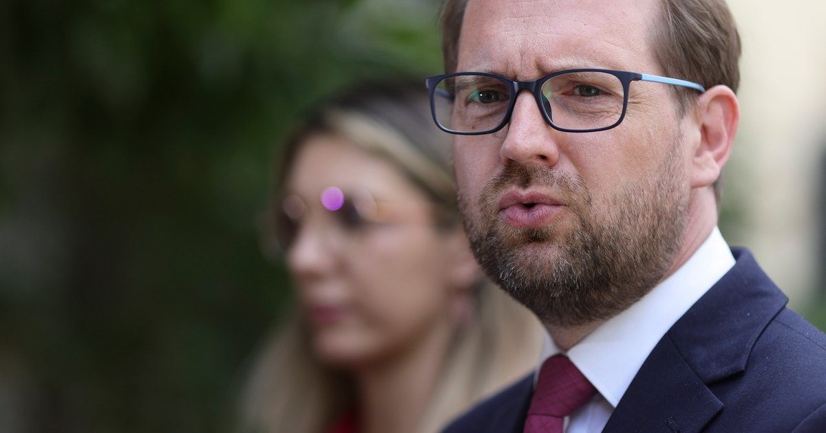 USR refuză guvernarea cu PSD și cere organizarea alegerilor anticipate