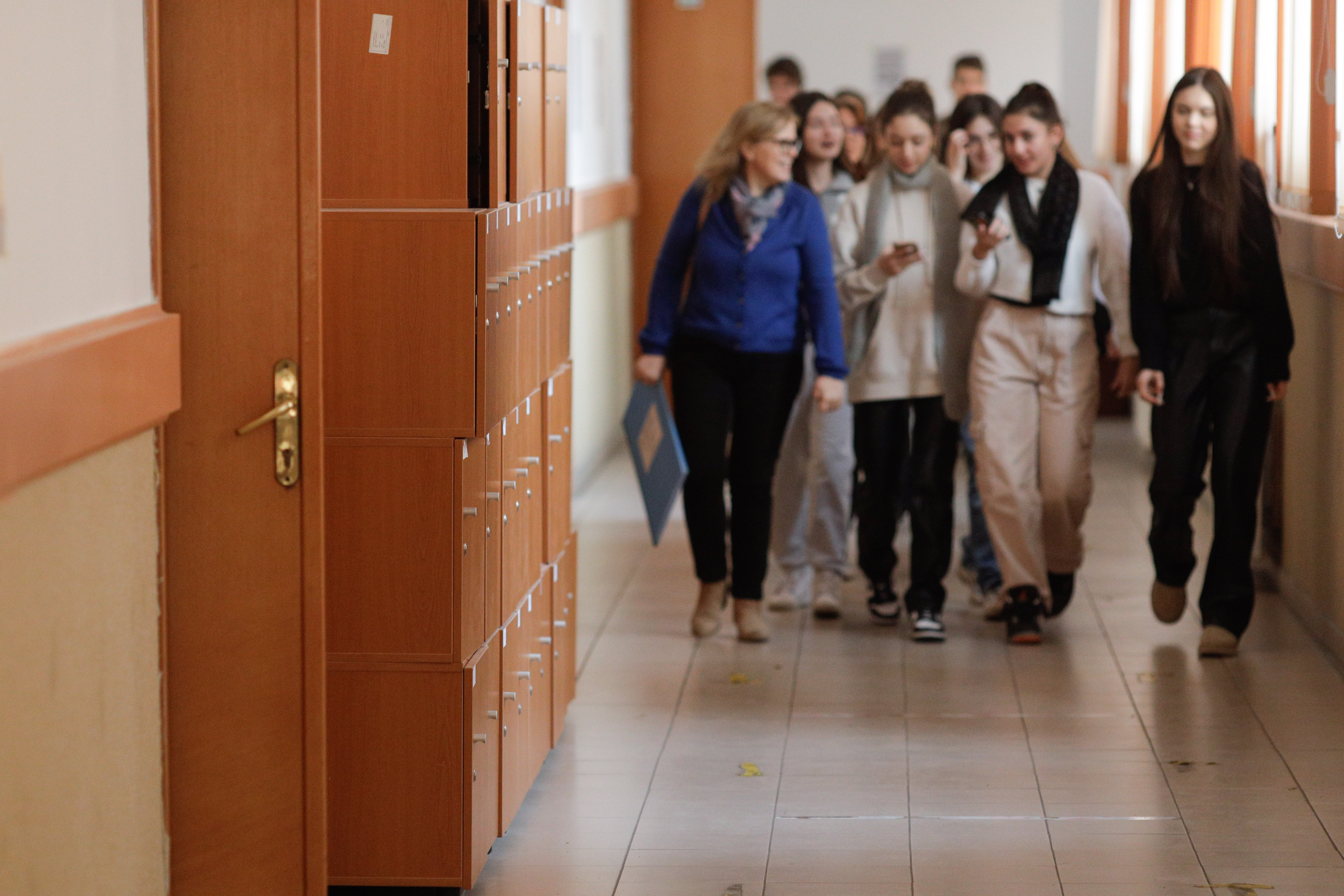 PSD propune un amendament pentru uniformele școlare: elevii vor decide aspectul ținutei în școli