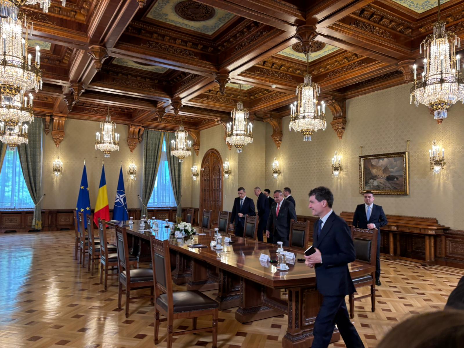 Nicușor Dan convoacă liderii partidelor la Cotroceni pentru desemnarea noului premier