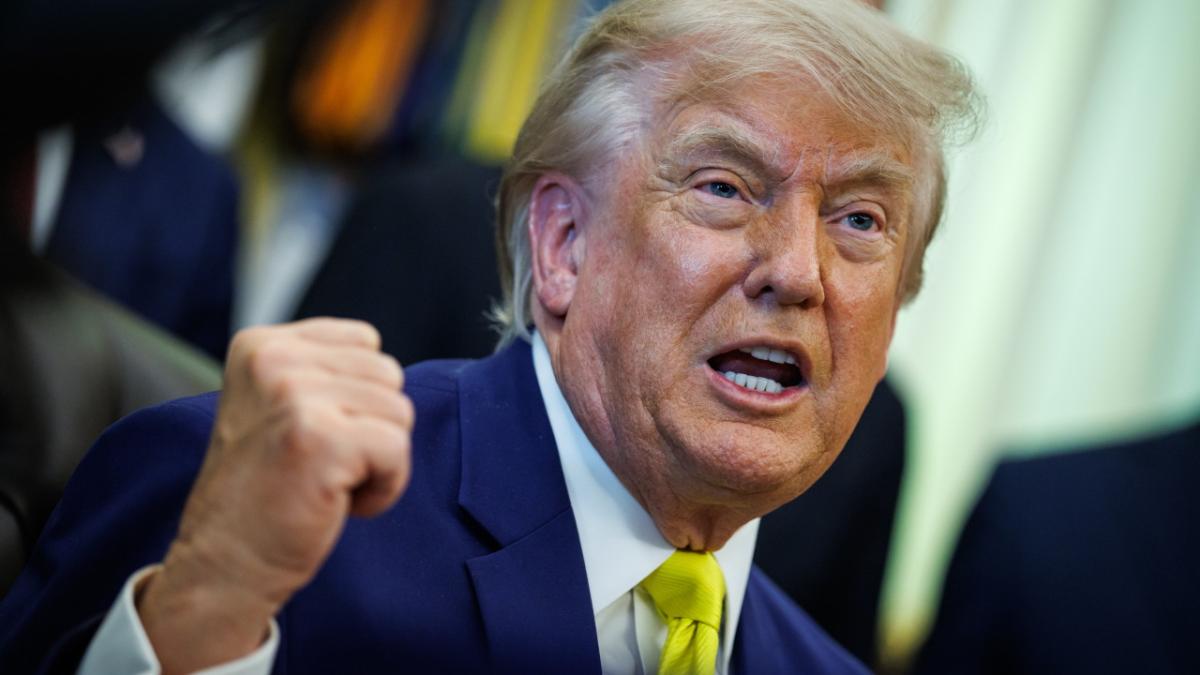 Donald Trump promite un dividend de 5.000 de dolari pentru fiecare cetățean american