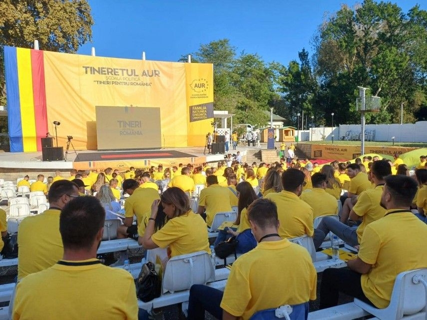 Procesul pentru violul de la Școala de Vară AUR: acuzații de politizare și dispute între avocați