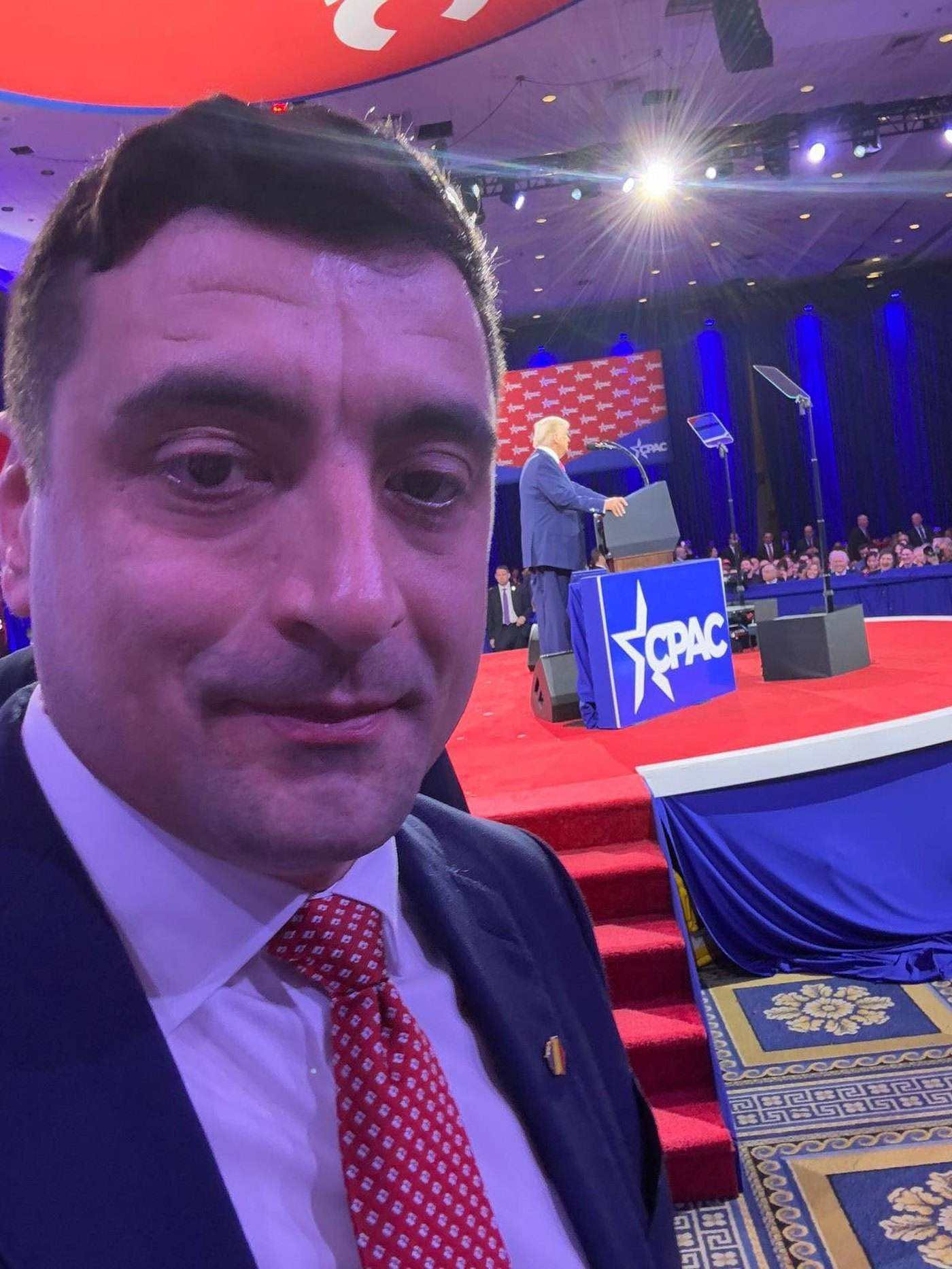 George Simion solicită suspendarea lui Nicușor Dan și trimite tabelul de semnături parlamentarilor PSD