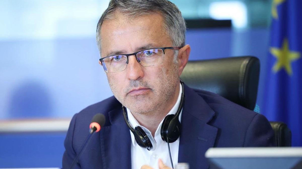 Dragoș Benea despre posibla alianță PSD-AUR: O colaborare guvernamentală nu este un scenariu dramatic