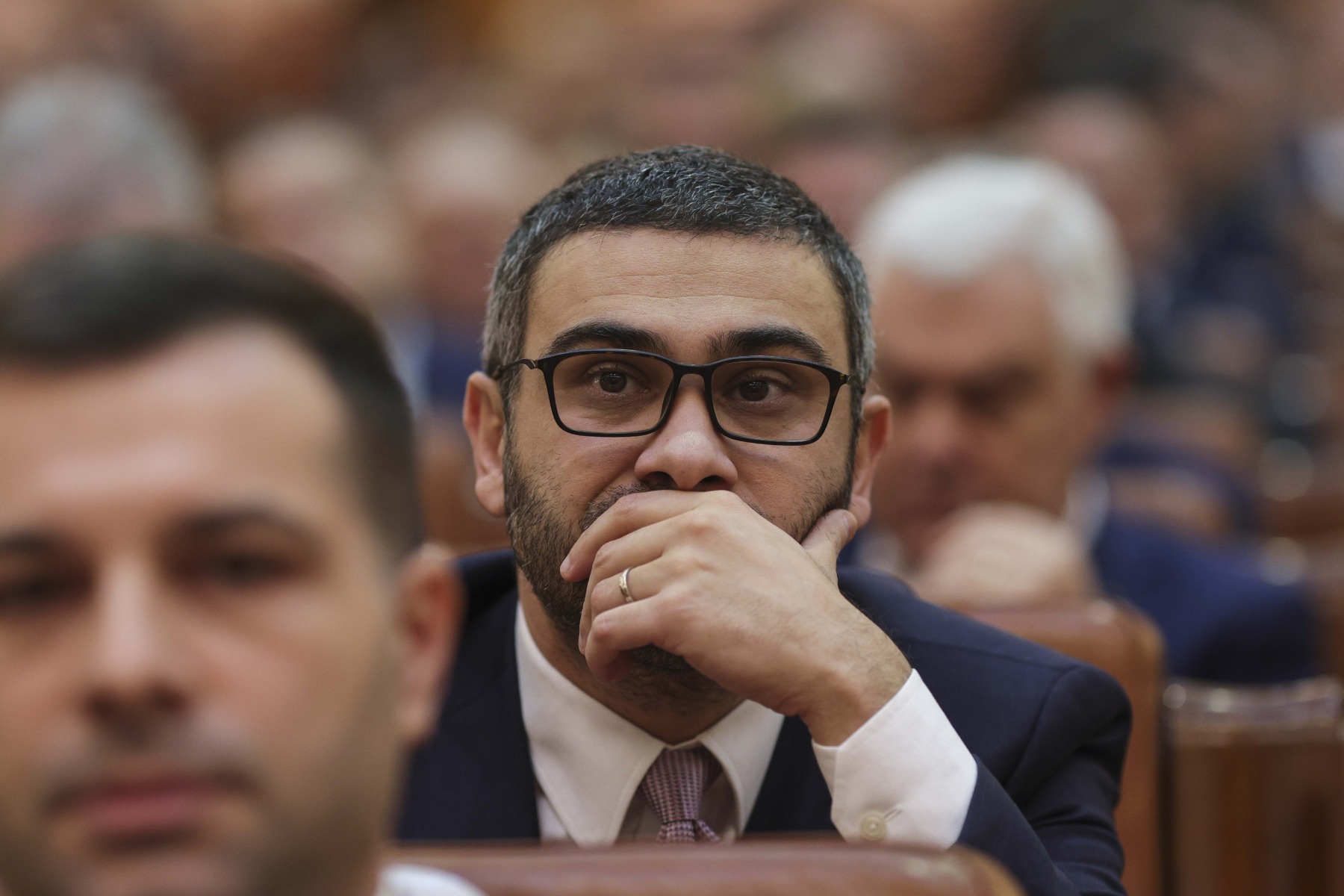 Florin Manole justifică zborul în Mykonos cu judecători și afaceriști: „Ar fi trebuit să ne întâlnim în Ferentari?”