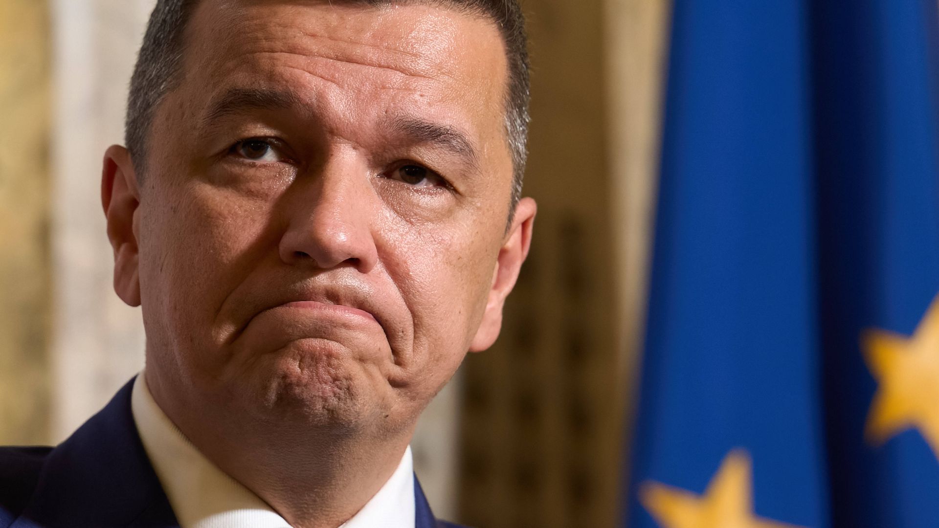 Grindeanu propune o nouă majoritate cu PNL și UDMR pentru stabilitatea economiei țării