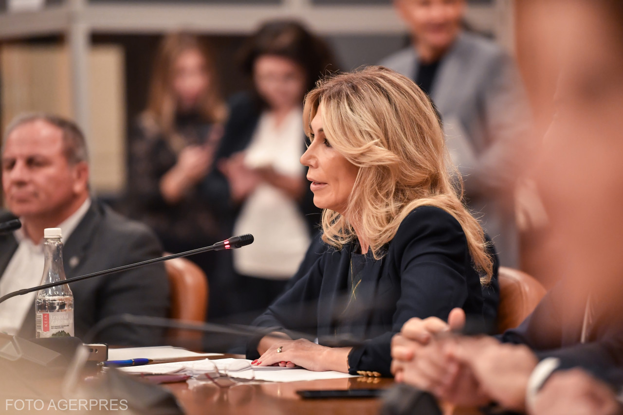 Accuzări dure în PNL: Raluca Turcan susține că Nicușor Dan mizează pe scindarea partidului