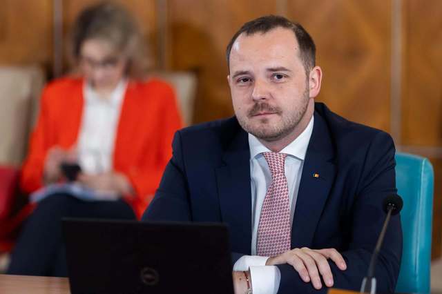 Rogobete atacă dur refuzul lui Ilie Bolojan de dialog: România este un pacient la Terapie Intensivă