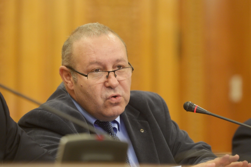 Daniel Fenechiu retrage semnătura de pe proiectul de lege privind drogurile după atacurile politice