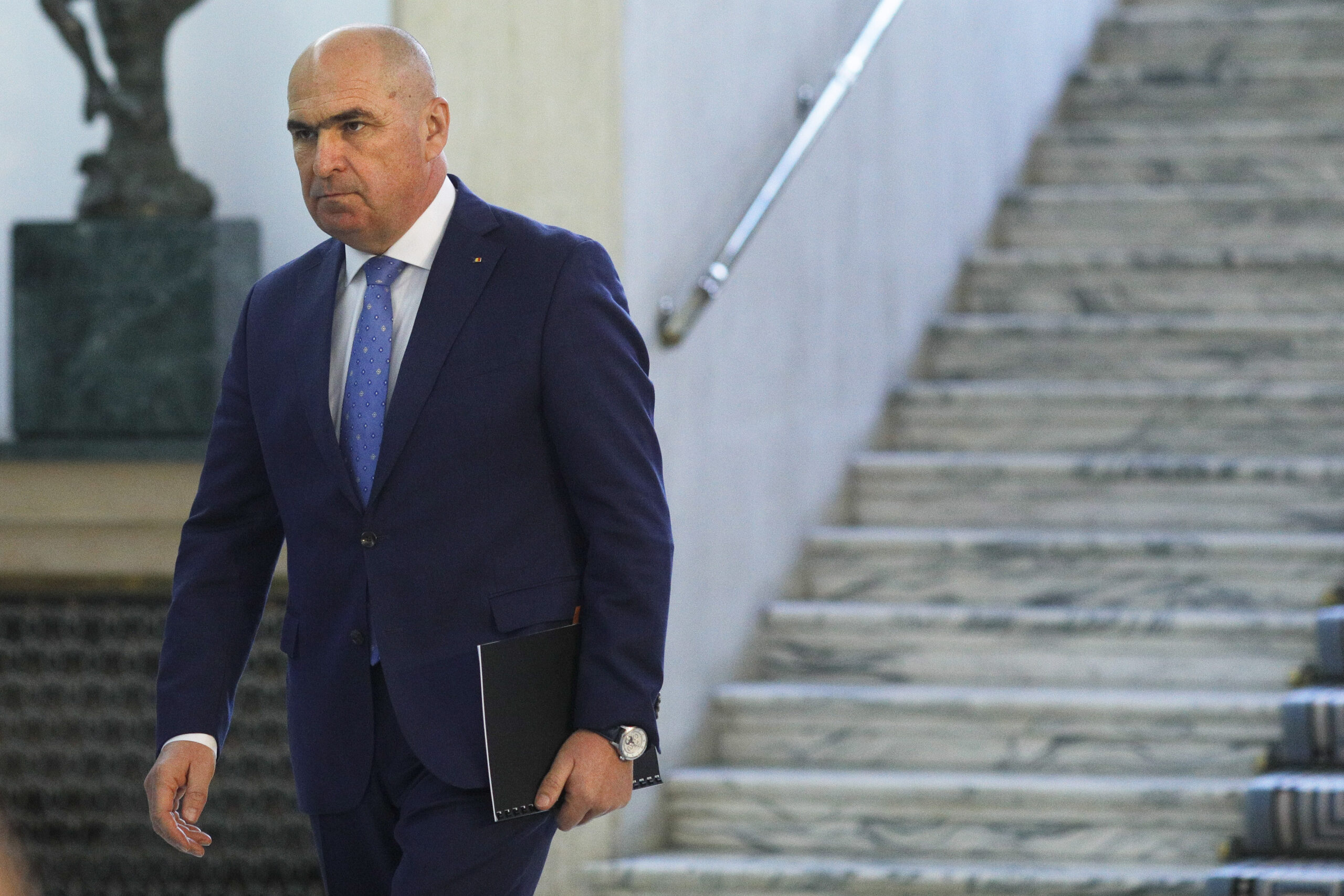 Propunere de la Bolojan pentru Luca Niculescu: acorduri separate cu partidele pentru un guvern tehnocrat